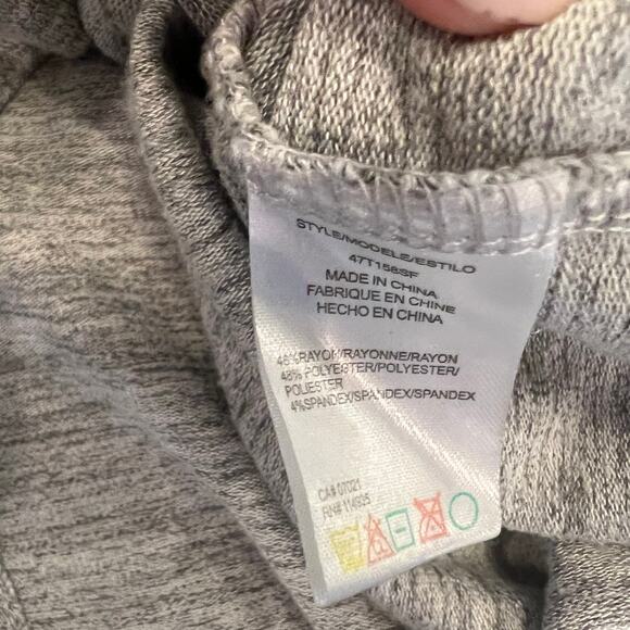 RD style Heather Gray Sweater Size Medium Stitchfix - Picture 4 of 15